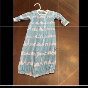 Gown That turns into pants